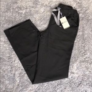 NWT Figs Womens Dakar basic scrub pants xxs tall